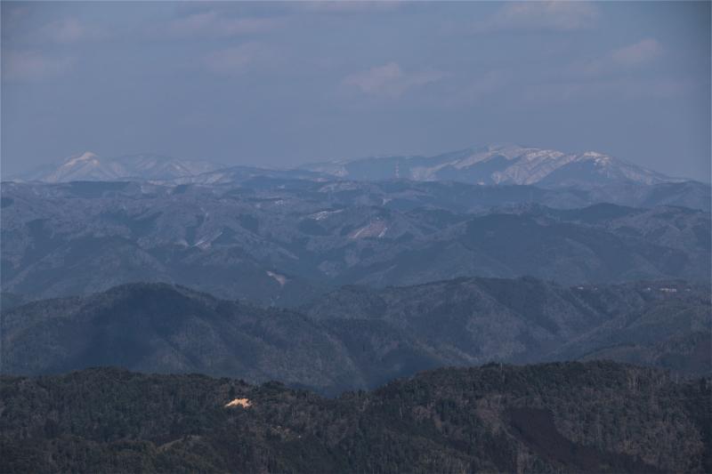 比良山系　武奈ヶ岳と蓬莱山