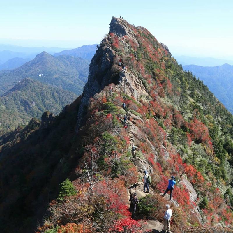 紅葉の石鎚山