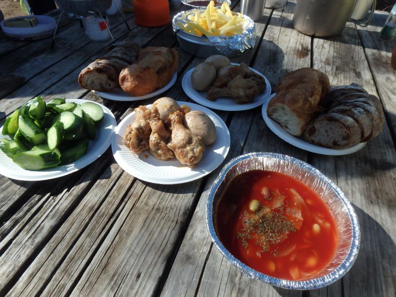 山頂で豪華ランチタイム！！