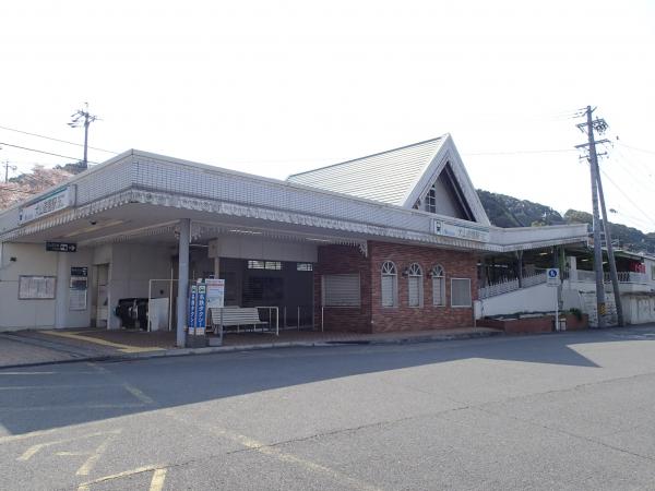 名鉄犬山遊園駅